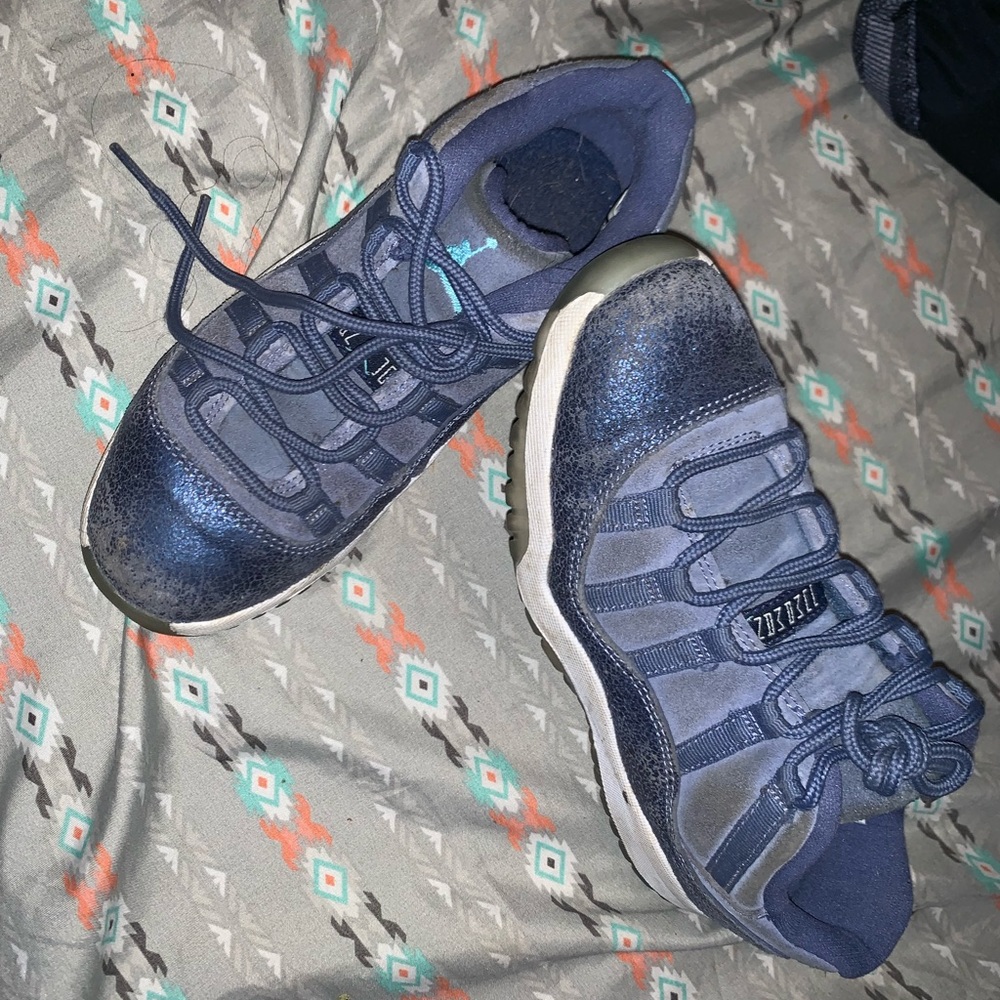 Retro 11 low